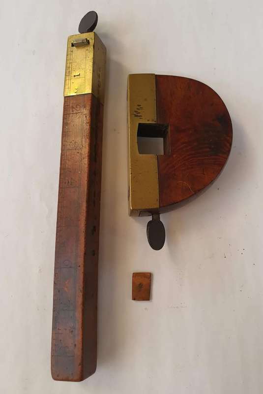 REDUCED! Unusual Vintage Marking / Slitting Gauge - Brass & Wood (Graduated Post)
