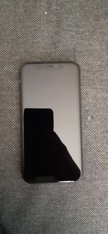 iphone 11 Black