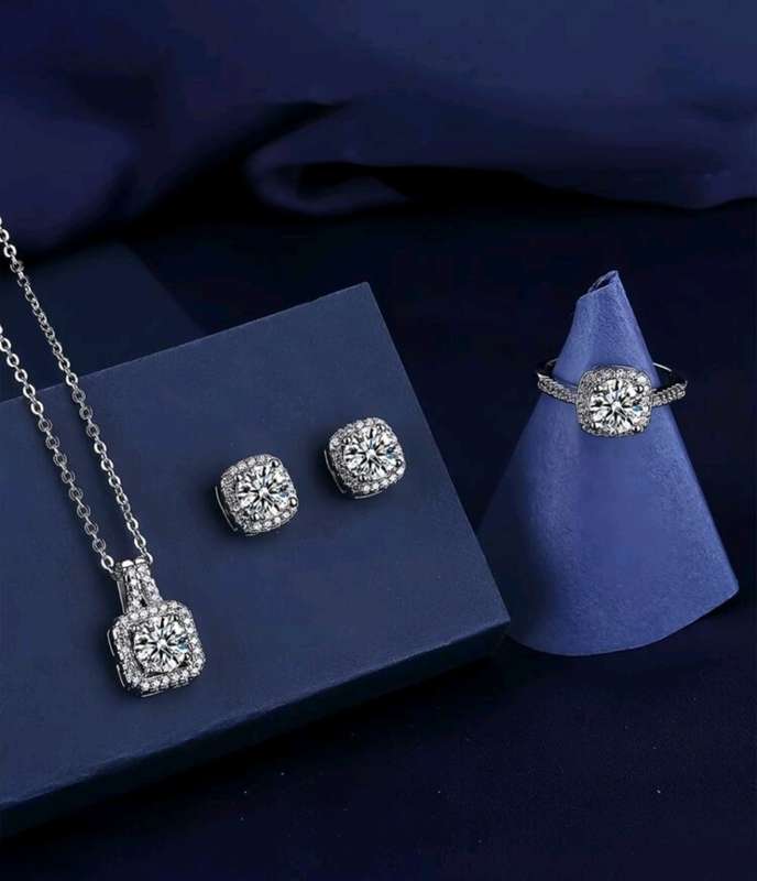 4pcs/set Luxury Square Shape Rhinestone Inlaid Necklace, Earrings, Ring Set, Suitable For Party & Fo