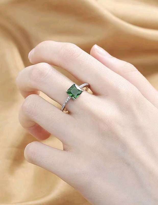 1pc Stainless Steel Micro-inlaid Vintage Simple Emerald Square Ring, European And American Style