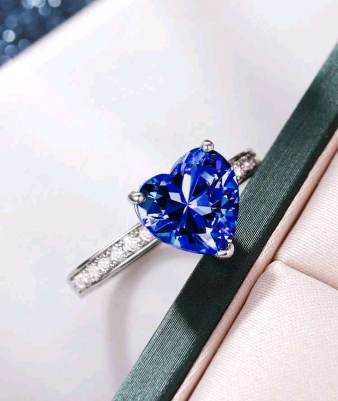 1pc Elegant Blue Heart Cubic Zirconia Ring For Women For Valentine`s Day Gift Wedding Jewelry