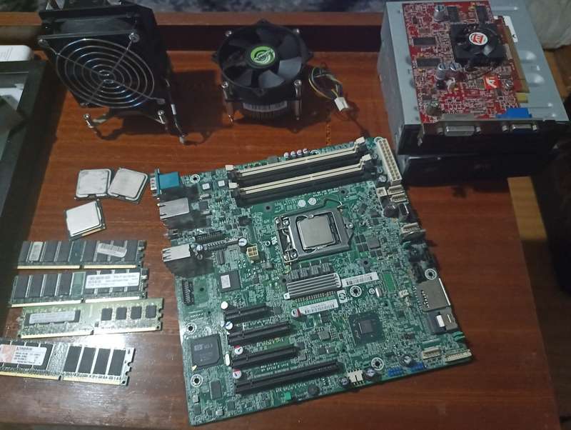Varias computer parts for sale please read description