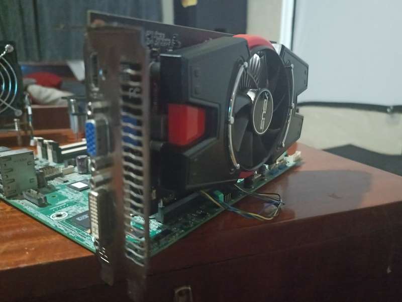 Varias computer parts for sale please read description