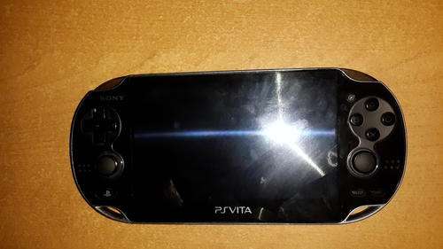 PS VITA PCH_1004