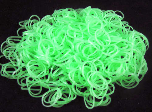 GLOW IN THE DARK LOOM BANDS GREEN 200's INCLUDING LOOM HOOK & S-CLIPS