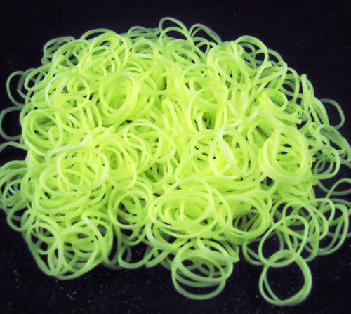 GLOW IN THE DARK LOOM BANDS YELLOW 200's INCLUDING LOOM HOOK & S-CLIPS