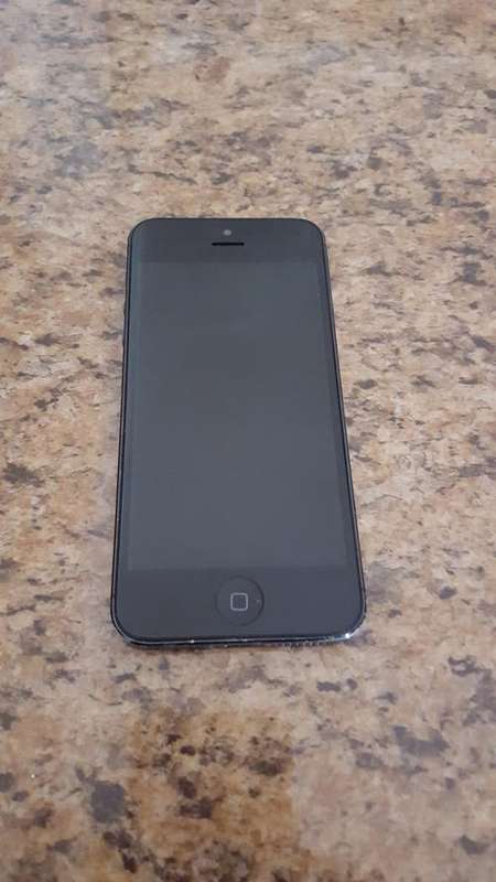 Black IPhone 5