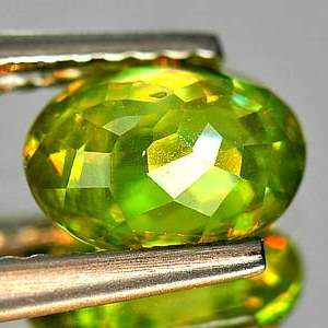 SPECTACULAR 1.13 CT 100% NATURAL SPHENE - INTENSE GREEN WITH FLAMELIKE SPARKS !