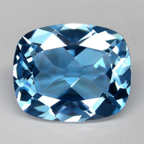 STUNNING 4.20CTS NATURAL SWISS BLUE TOPAZ!