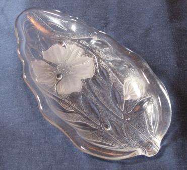 Leaf Shaped Crystal Canape Plate
