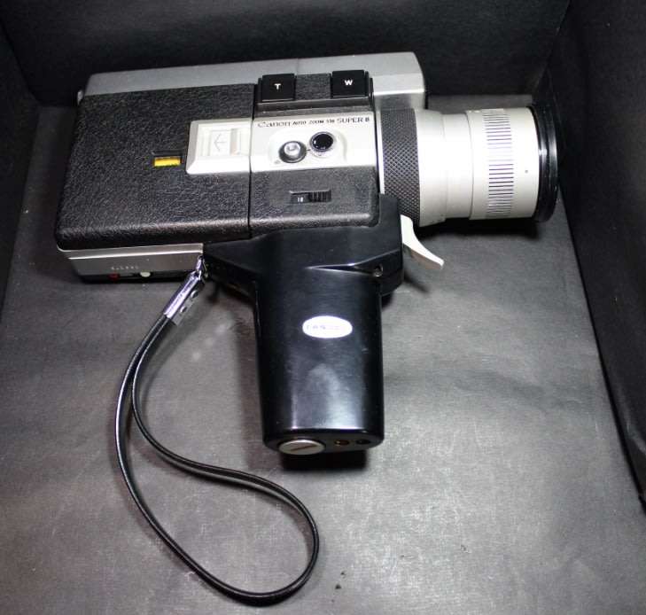 Canon Super 8mm Camera Auto Zoom 518