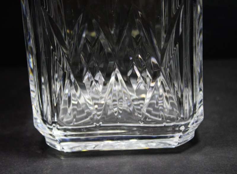 Classic Square Crystal Decanter Diamond Pattern with Nylon Stopper