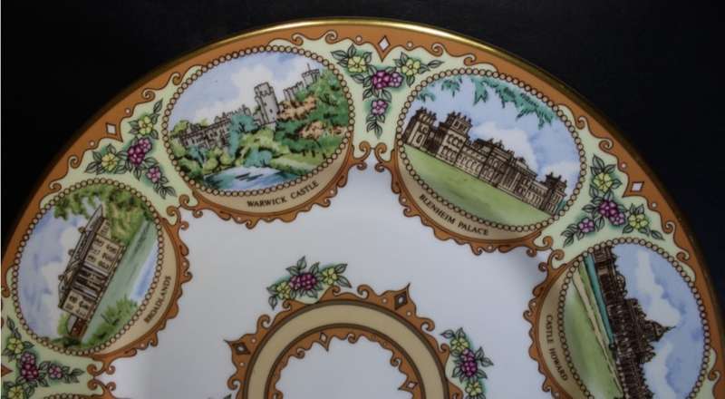 Royal Grafton Decorative Wall Plate - The Treasure Houses Of England