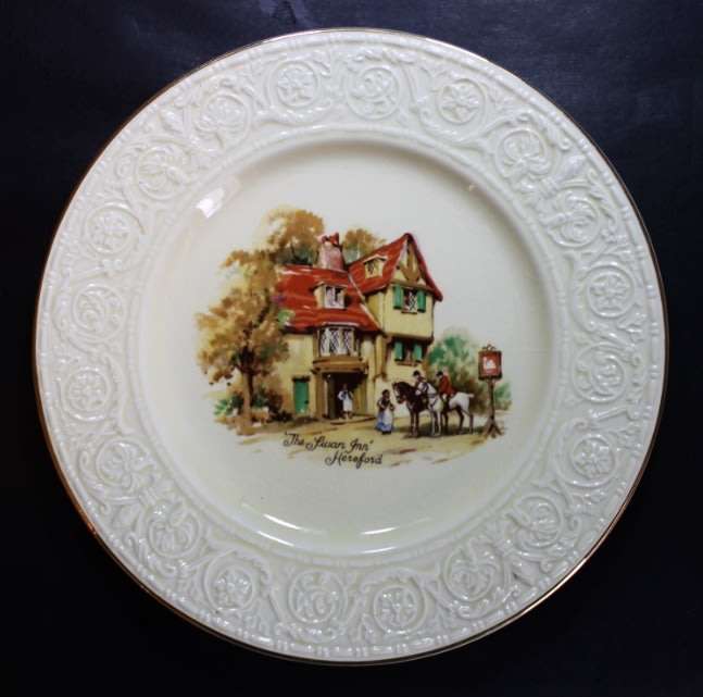 Crown Devon Coaching Days Decorative Wall Plate