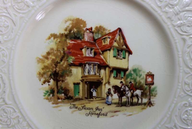 Crown Devon Coaching Days Decorative Wall Plate