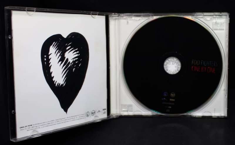 Foo Fighters One By One CD