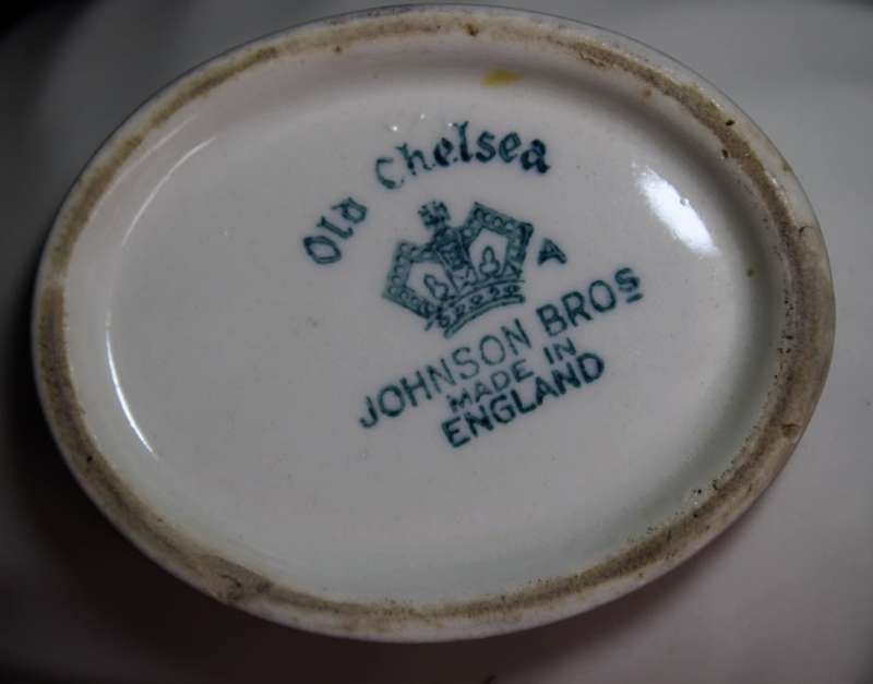 Vintage Johnson Bros Old Chelsea Gravy Boat and Saucer