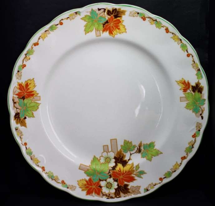 Grindley Cream Petal Plate Autumn Style.