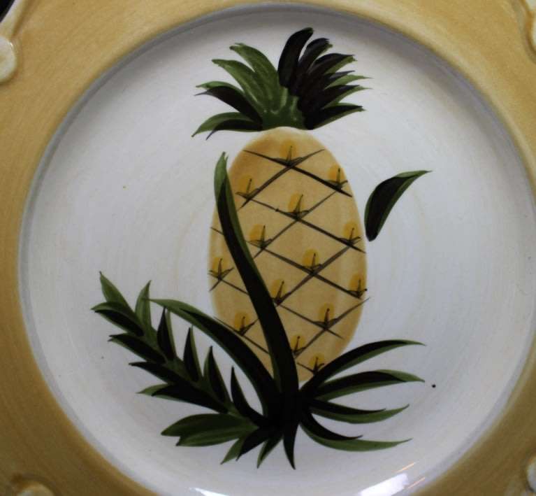 Pineapple Decorative Wall Plate by Sauvignon
