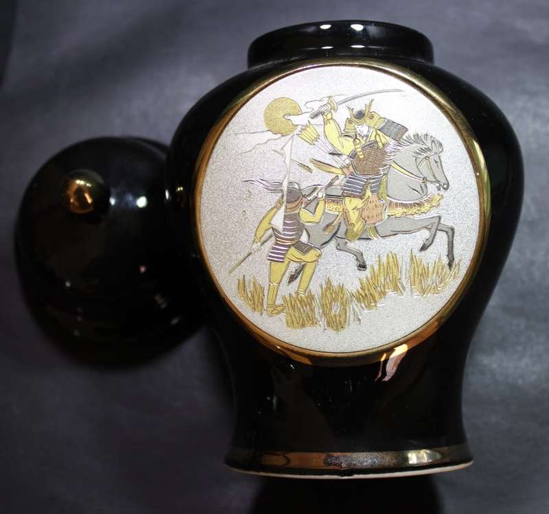 Chokin Japan Ginger Jar with Samurai Warrior Motif