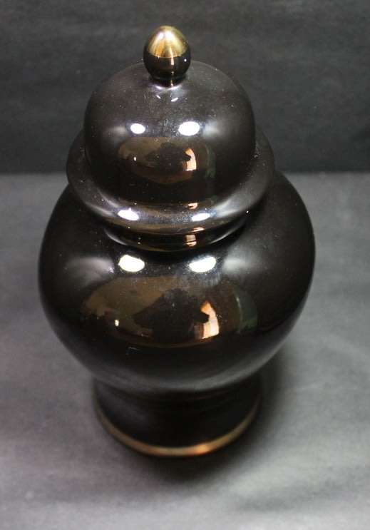 Chokin Japan Ginger Jar with Samurai Warrior Motif