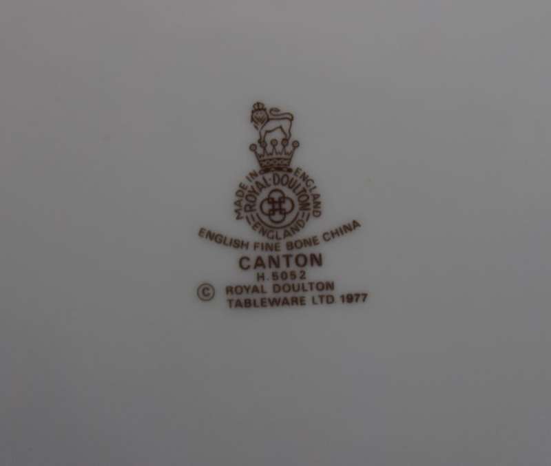 Royal Doulton Canape Serving Dish Canton H5052