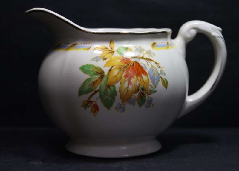 Grindley Cream Petal Milk Jug