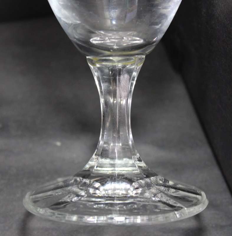 Herrenhauser Pilsener Stemmed Beer Glass