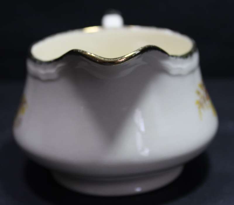 Vintage Alfred Meakin Tea Set with Teapot, Milk Jug and Sugar Bowl.
