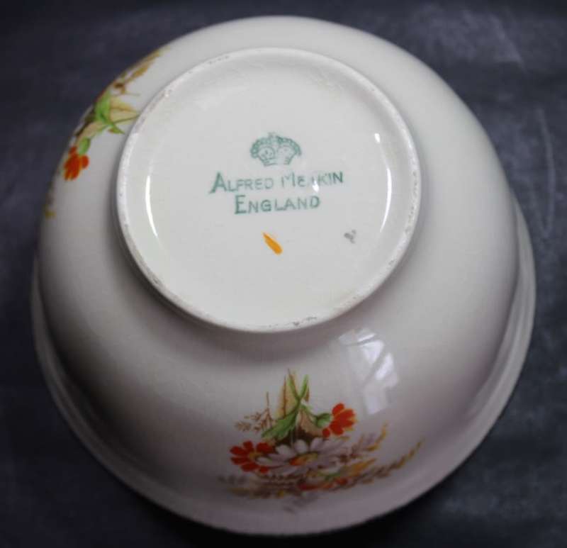 Vintage Alfred Meakin Tea Set with Teapot, Milk Jug and Sugar Bowl.