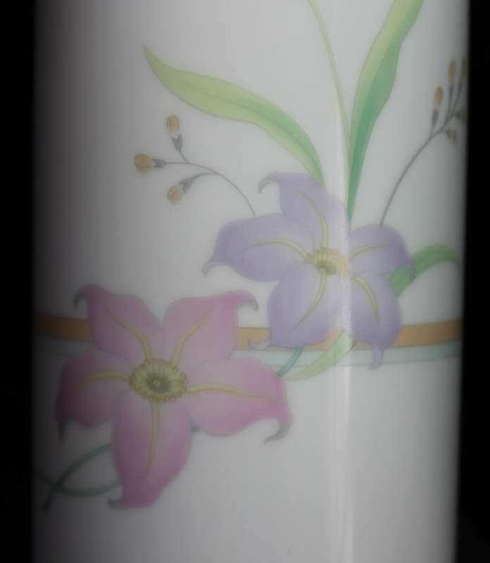 Elegant Japanese Style Vase, Delicate Pink and Lilac Pattern