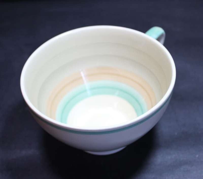 Susie Cooper 2 x Plates, Creamer and Teacup Wedding Ring Pattern