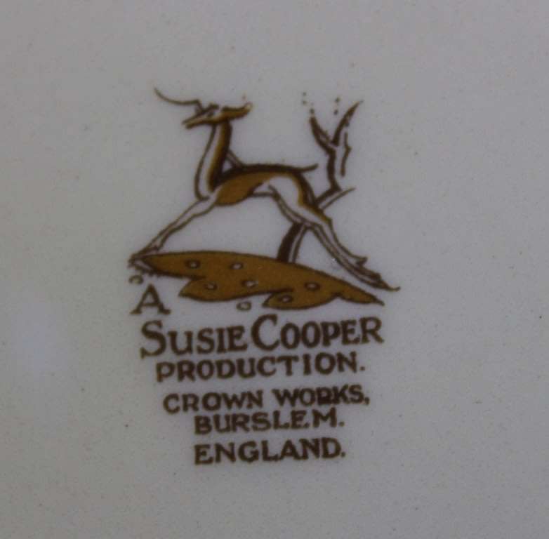 Susie Cooper 2 x Plates, Creamer and Teacup Wedding Ring Pattern
