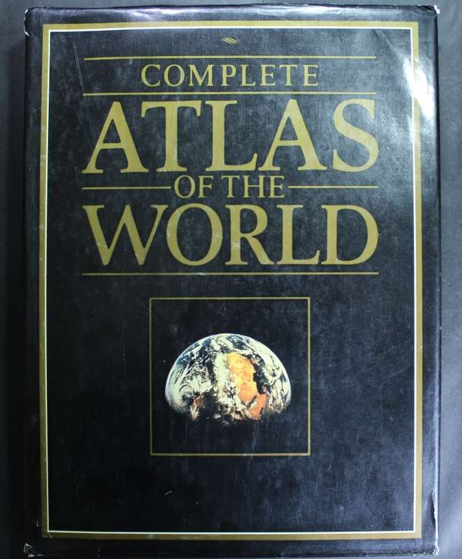 Mallard Press Complete Atlas of The World 1989