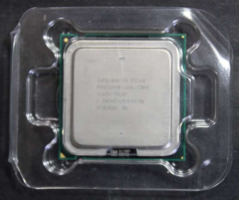 Intel E2160 Pentium Dual Core Processor 1.8GHz LGA 775 for Desktop PC.