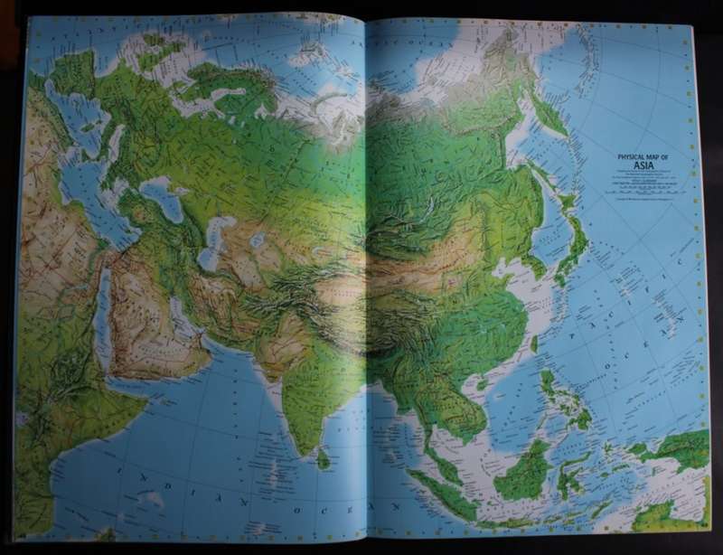 National Geographic Atlas Of The World 5th Edition 1981 Large Hardcover