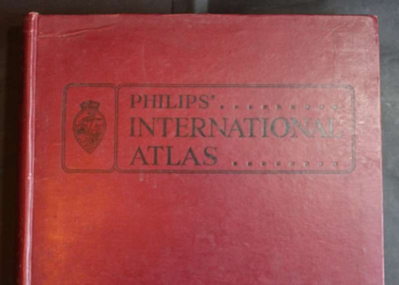 Philips International Atlas Interim Edition 1944  Large Hardcover