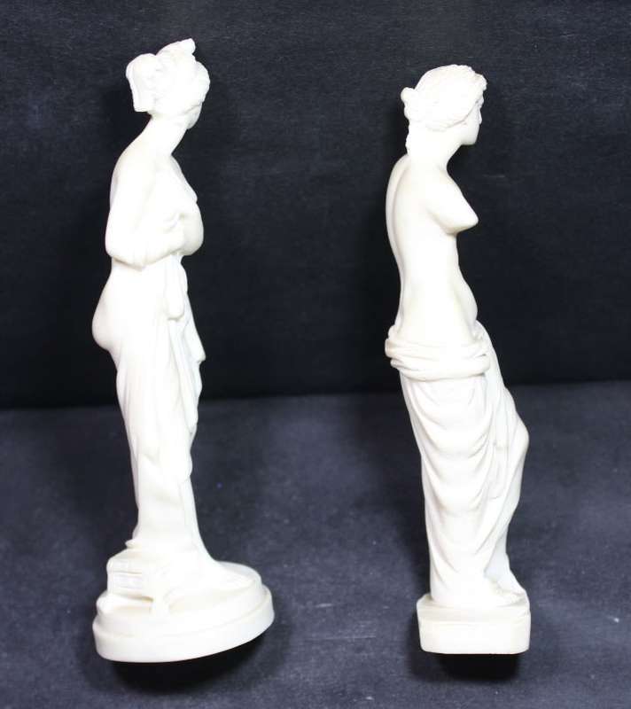 Pair of Arta Fina and A Santini Statuettes Aphrodite and Venus De Milo