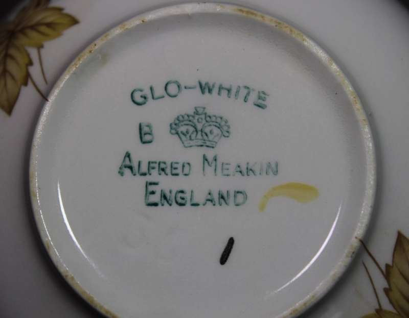 Alfred Meakin 3 Piece Glo White Teapot and Sugar Bowl Milk Jug Set