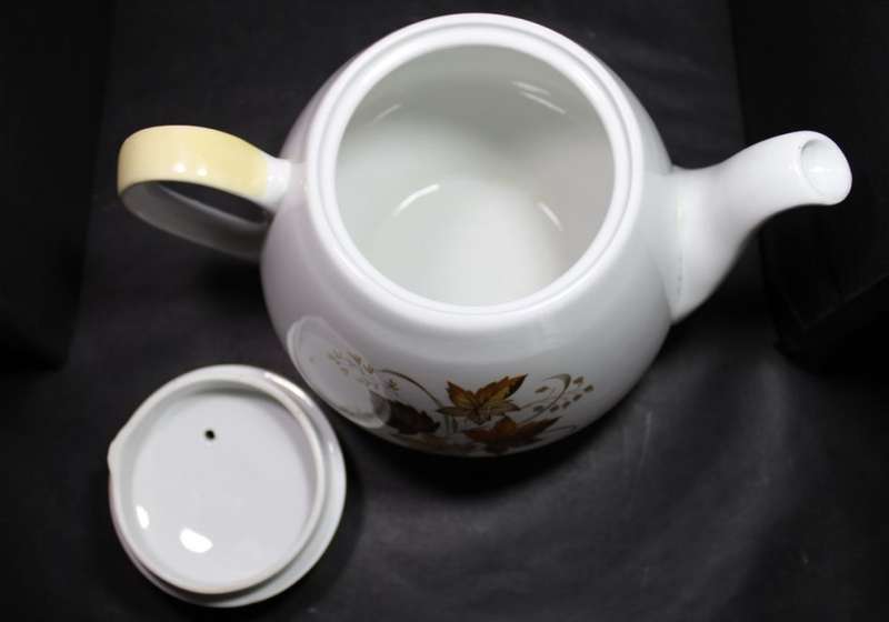 Alfred Meakin 3 Piece Glo White Teapot and Sugar Bowl Milk Jug Set