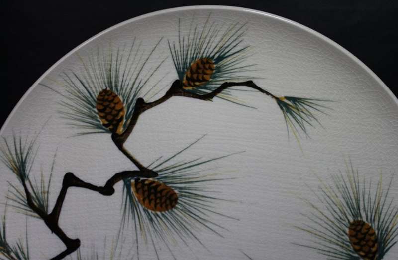Vintage Canyon Pine Decorative Wall Plate by Kanedai Japan
