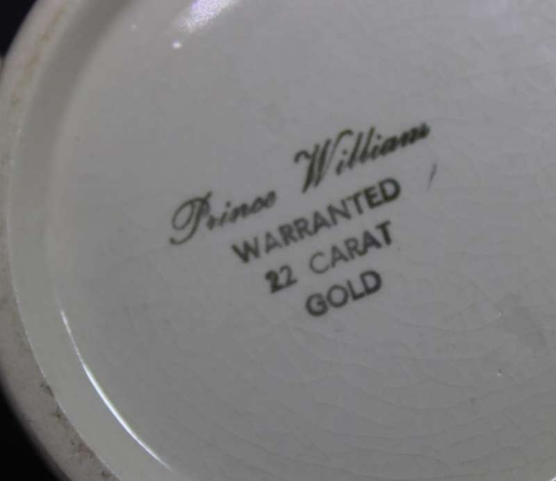 Tower Bridge Mug by Prince William Decorative 22 Carat Gold Trim