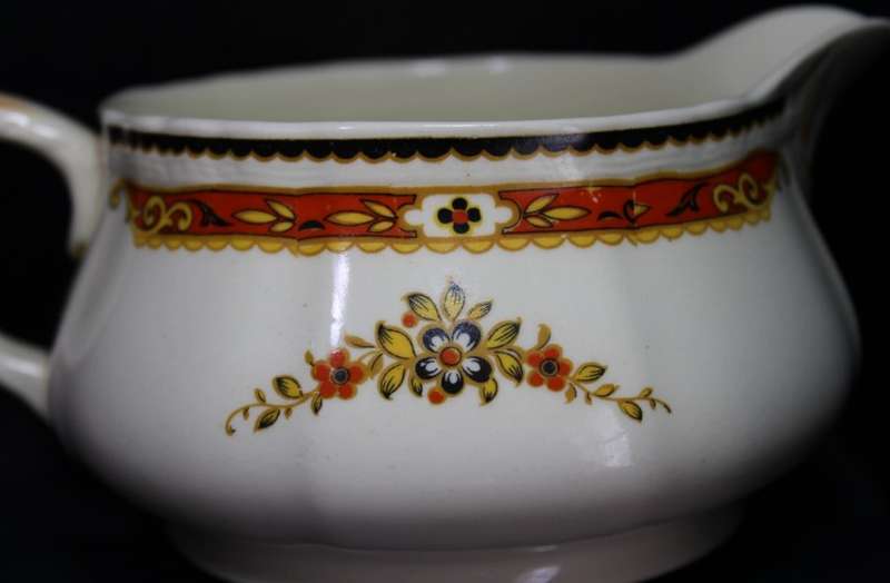 Vintage Alfred Meakin Astoria Shape Marigold Pattern Gravy Jug