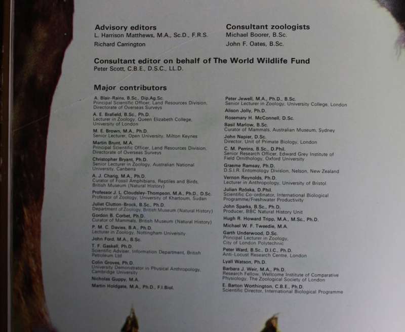 The Living World of Animals Hardcover Book by Readers Digest, 1st Edition