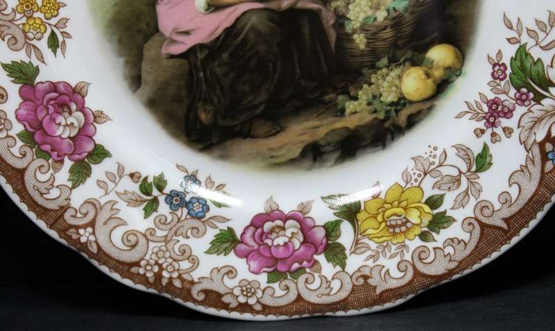 Selling Grapes Decorative Wall Plate by Gloria Fine Porcelain Bayreuth, Bavaria