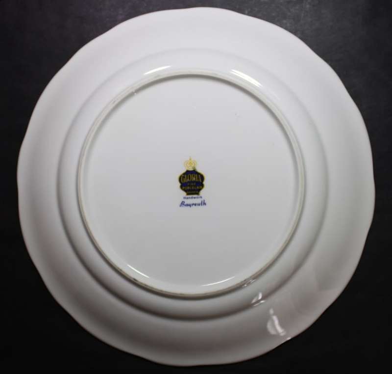 Selling Grapes Decorative Wall Plate by Gloria Fine Porcelain Bayreuth, Bavaria