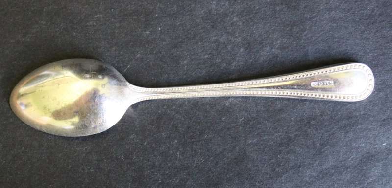 Boxed Set of 6 Vintage Classic Style EPNS Silver Teaspoons