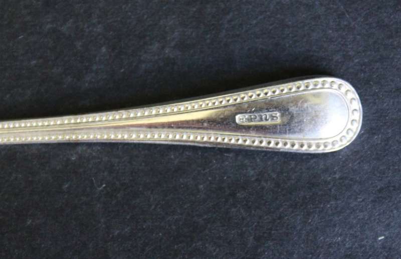 Boxed Set of 6 Vintage Classic Style EPNS Silver Teaspoons