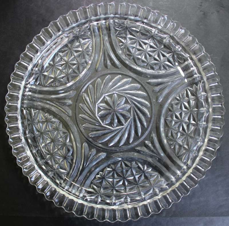 Classic Style Large Glass Round Serving Platter.