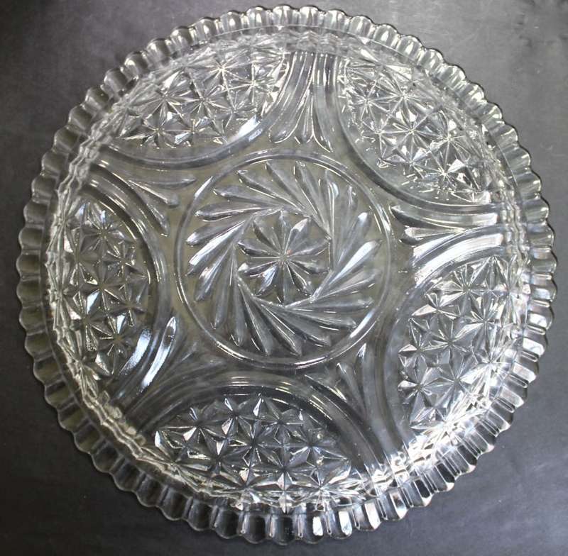 Classic Style Large Glass Round Serving Platter.